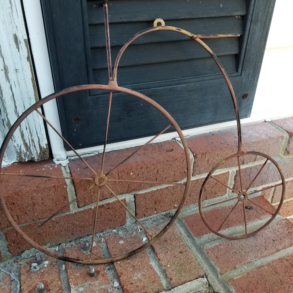 Metal antique style bike